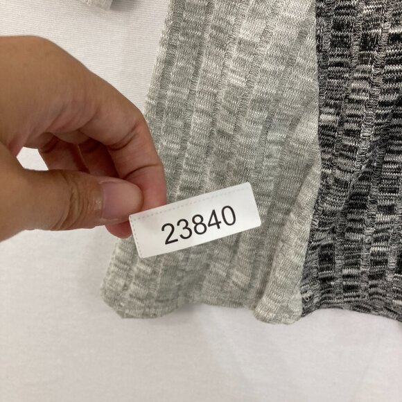 Barbara Katz size XL Gray Color-Block Stretch Knit 3/4 Sleeve Pullover Top - Picture 10 of 10